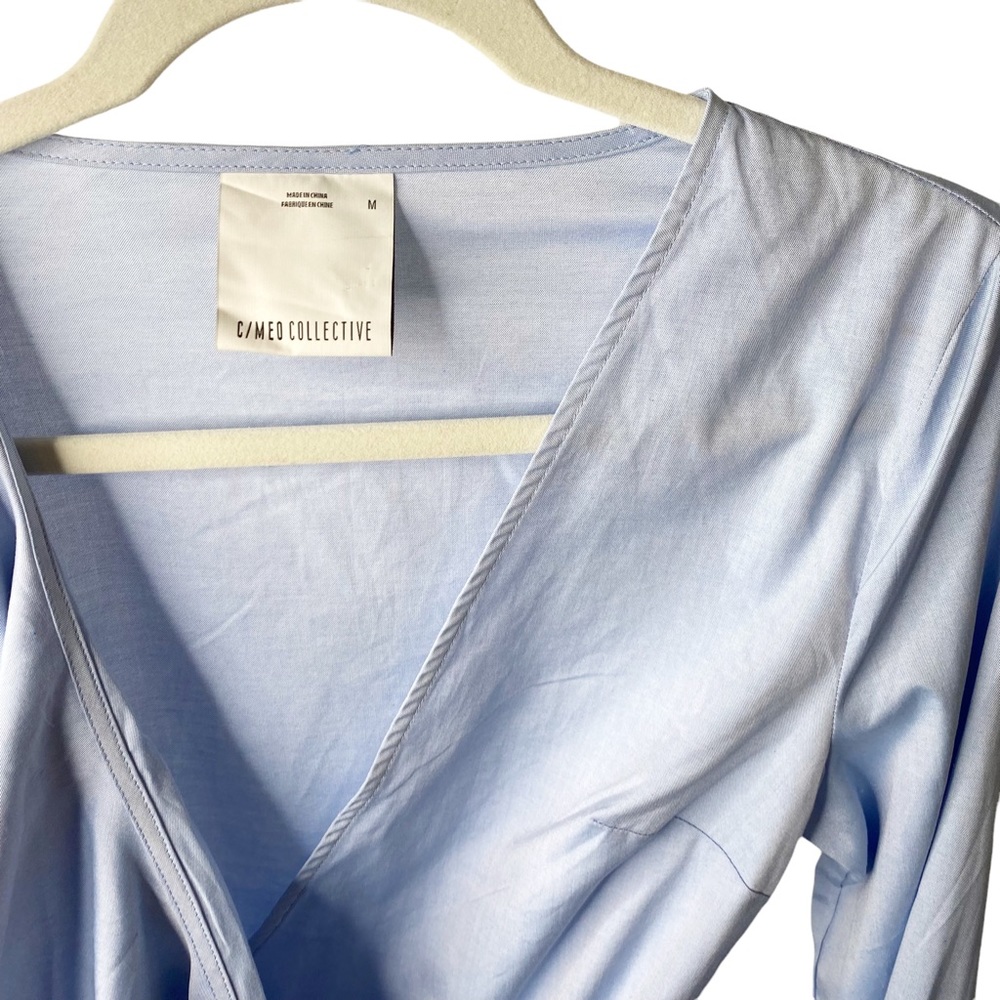 C/MEO Collective Clothing Still Standing Ruffle Wrap Top Bell Flowy Sleeve M - Picture 7 of 9